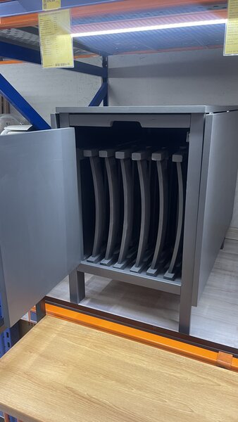 Set masa extensibila + scaune pliante lemn